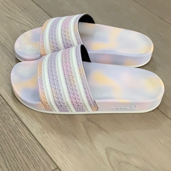 Pastel Slide Sandals with Stripes - Picture 2 of 4